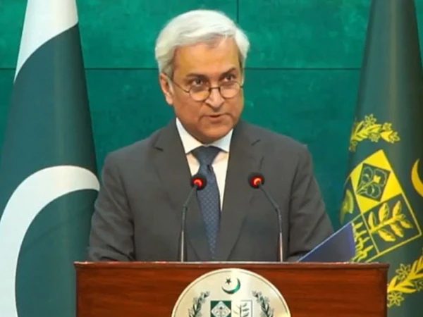 ابوظہبی کے براکہ نیوکلیئر پاور پلانٹ کے قریب ڈرون حملہ، پاکستان کی شدید مذمت