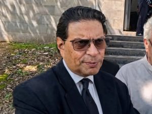 بانی پی ٹی آئی کو ذاتی معالجین تک رسائی دی جائے، قوم کو طیش دلایا جا رہا ہے: سلمان اکرم راجہ