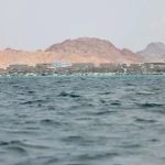 قطر کا باب المندب کی ممکنہ بندش کے سنگین نتائج سے خبردار، تیل کی قیمتوں میں مزید اضافہ